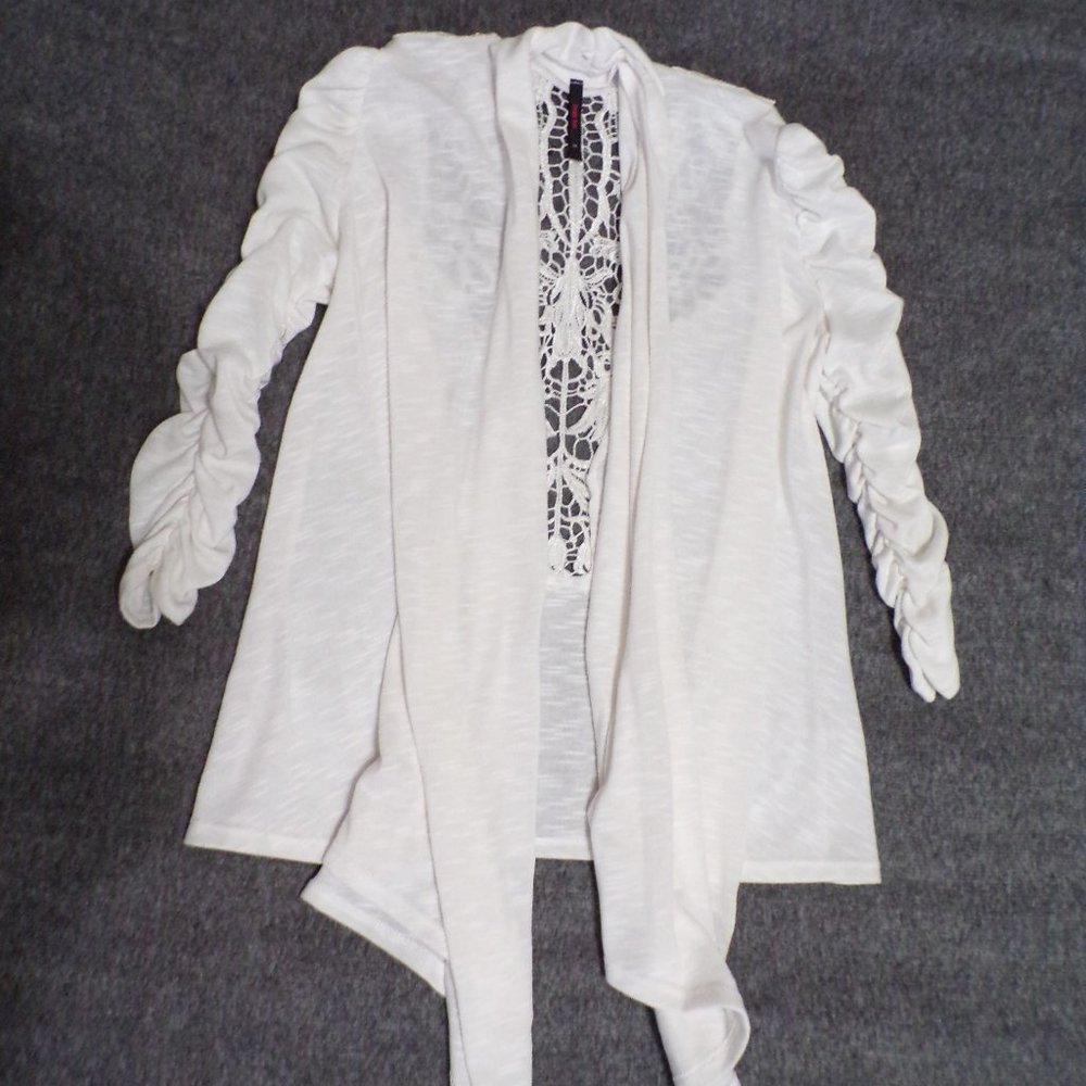 WHITE CARDIGAN/BLAZER WITH LACE ON BACK MEDIUM